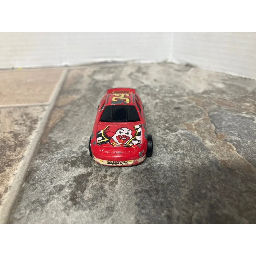 Hot Wheels 1998 Rusty Wallace 34 McDonald's Clown Race Car‎